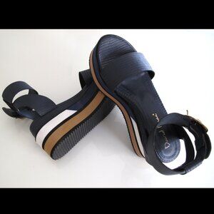Wedge Sandal platforms Size 6 navy (blue) Color David Isaac ALEXANDER NWT 🆕